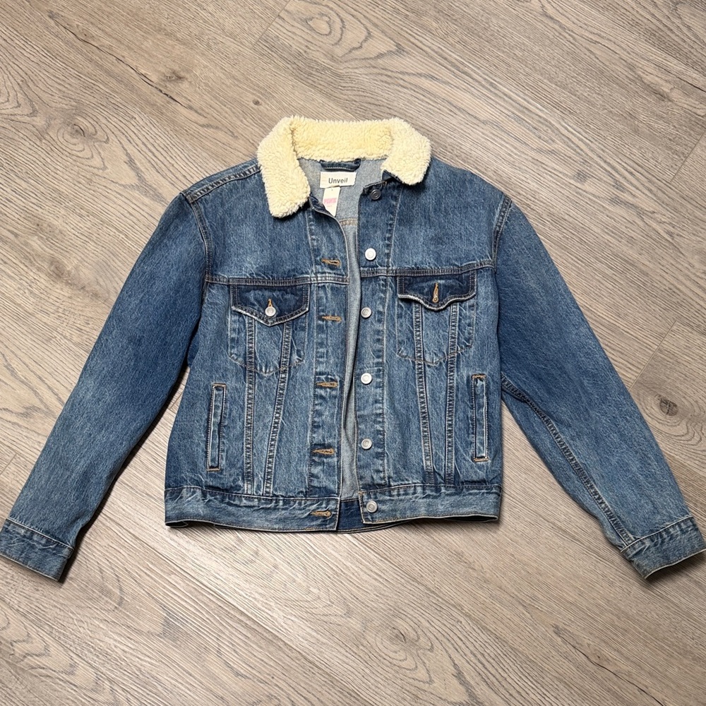 Victoria's Secret PINK Blue Denim Jacket with Cream Sherpa